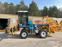 Sonstige/Other - New Holland Braud Kirpy